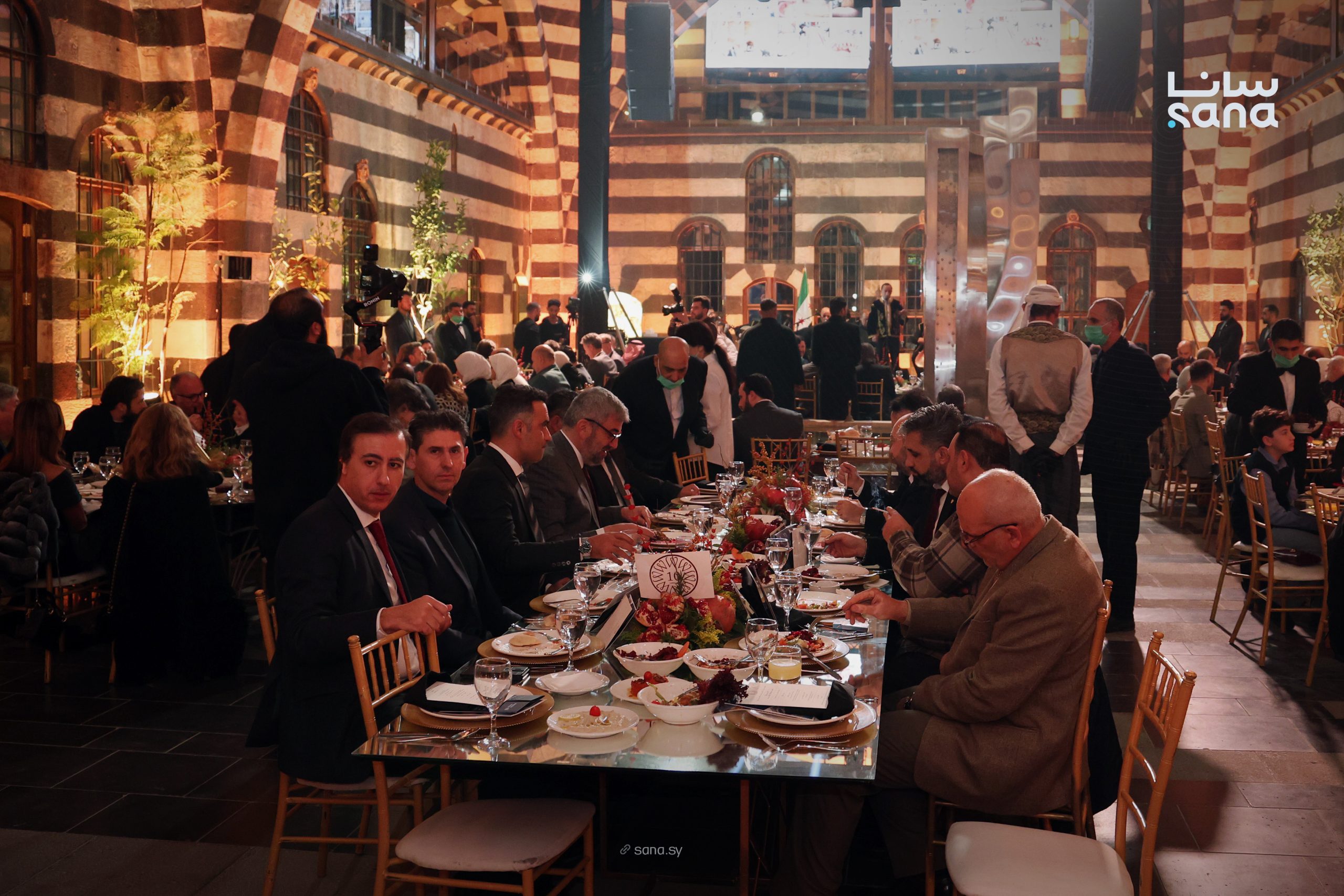 Banquet under the dome